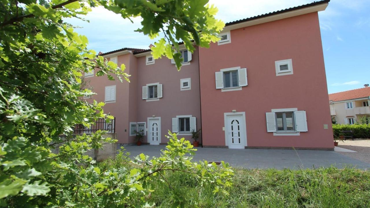 Apartments Jela Sveti Vid-Miholjice 外观 照片