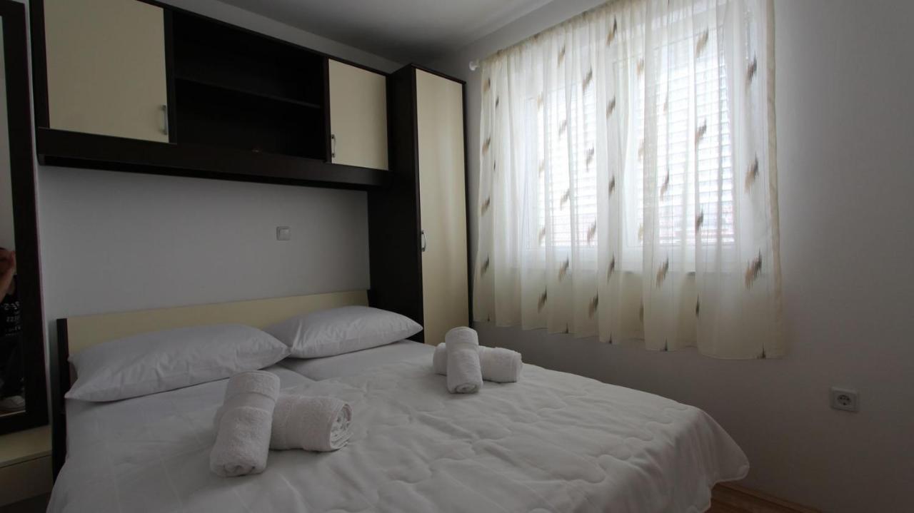 Apartments Jela Sveti Vid-Miholjice 外观 照片