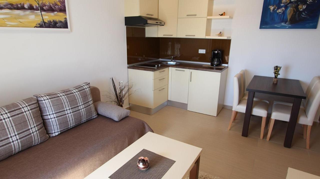 Apartments Jela Sveti Vid-Miholjice 外观 照片