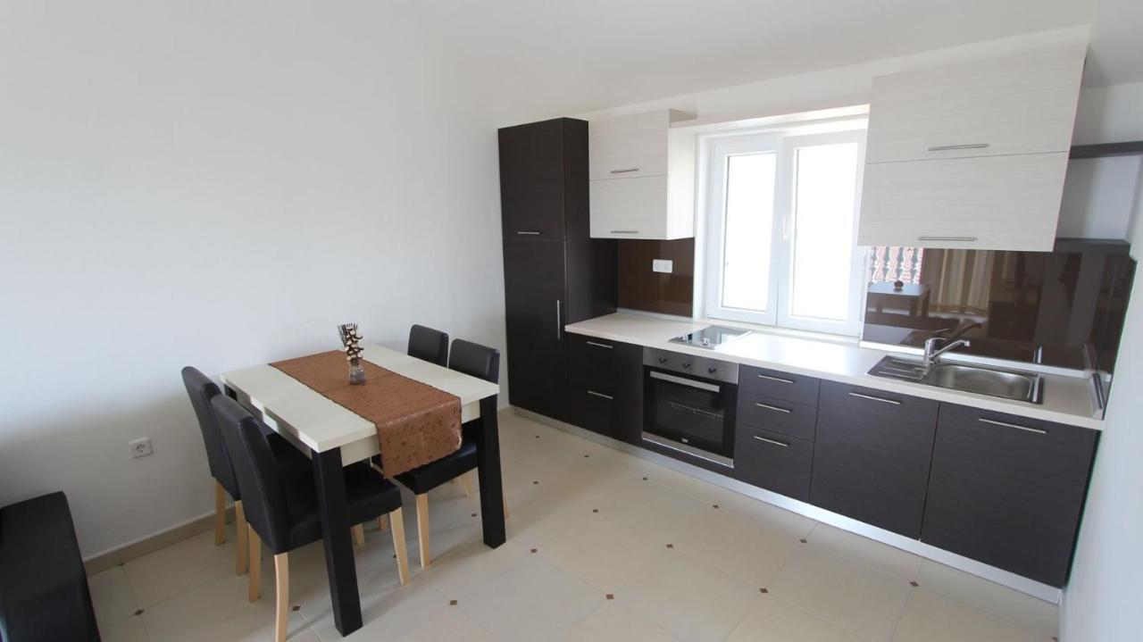 Apartments Jela Sveti Vid-Miholjice 外观 照片